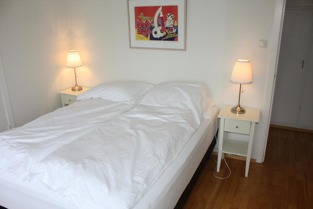 Brekkugata 33 Guesthouse 아퀴레이리 외부 사진
