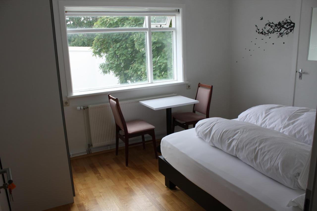 Brekkugata 33 Guesthouse 아퀴레이리 외부 사진